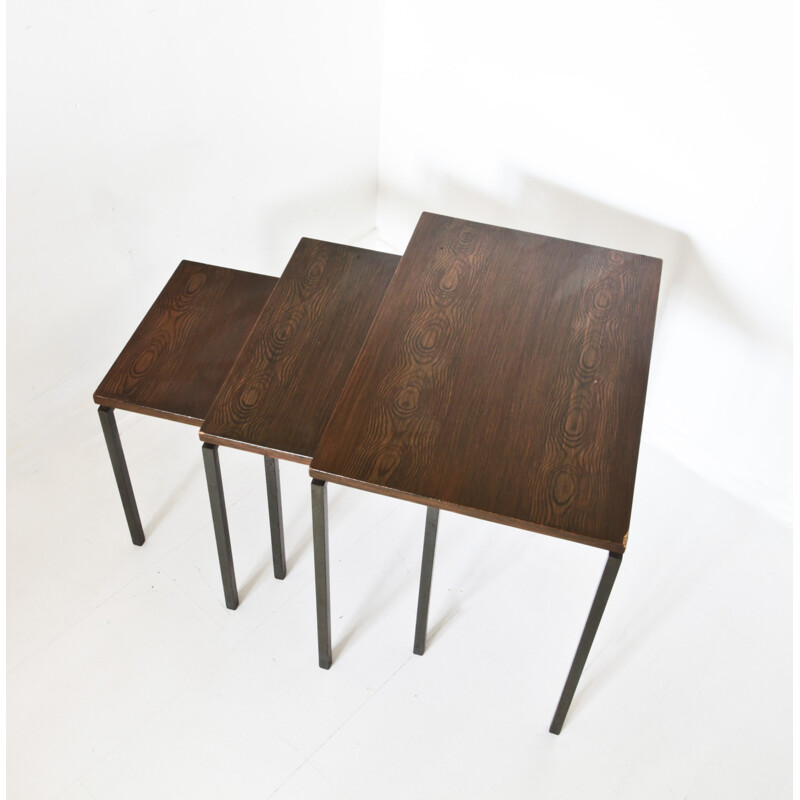 Set of 3 nesting tables with black metal legs - 1970s