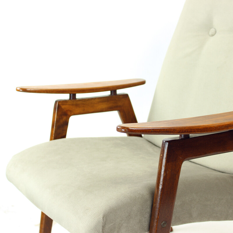 Fauteuil vintage en bois de chêne et velours gris pour Jitona, Tchécoslovaquie 1960