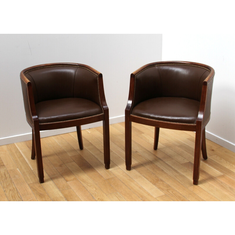Paar Vintage Tonneau Sessel aus lackiertem Holz und braunem Leder