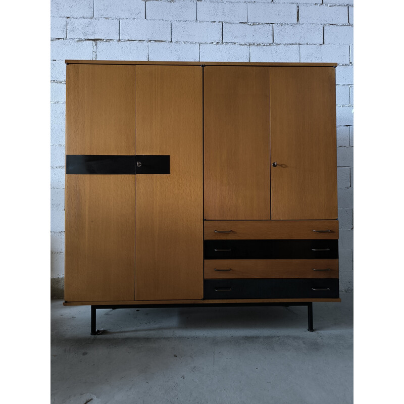 Armoire penderie vintage par Claude Vassal