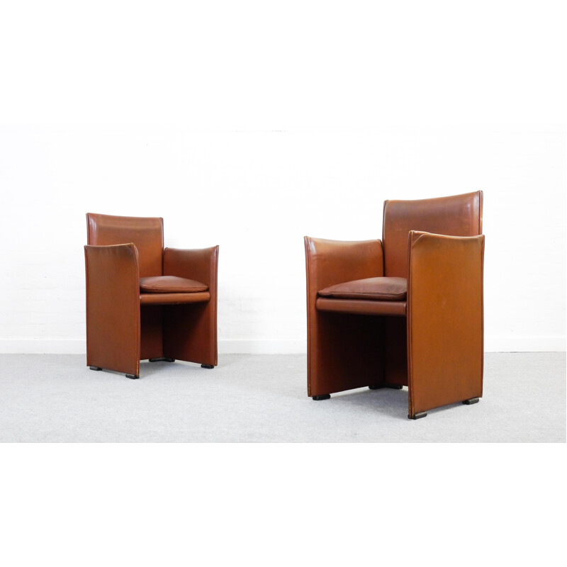 Pair of brown armchairs in leather by Mario Bellini for Cassina - 1970s