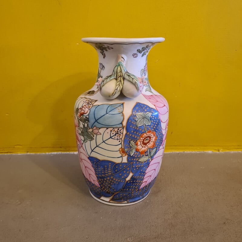 Vintage Famille Rose vase in colored porcelain, China