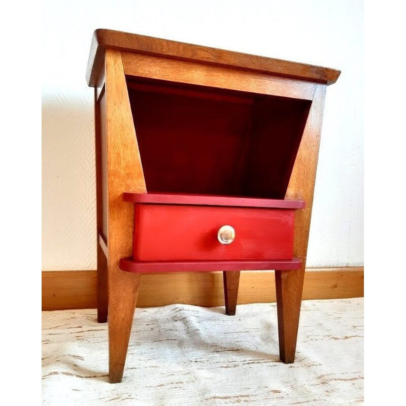Mesa de cabeceira Art Deco vintage em madeira pintada de framboesa