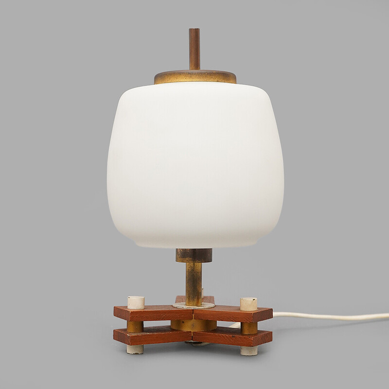 Lampe de table vintage en laiton et verre opalin, Italie 1950