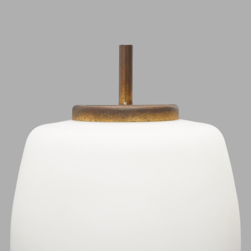 Vintage table lamp in brass and opaline glass, Italy 1950