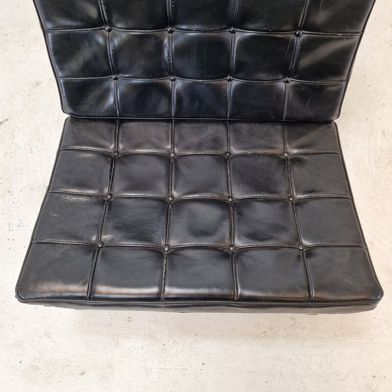 Vintage Barcelona fauteuil met roestvrij staal en zwart leren voetenbankje van Mies Van der Rohe voor Knoll, 1970