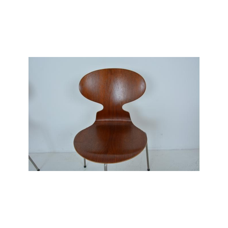 Set of 4 1st edition ant tripod chairs by Arne Jacobsen for Fritz Hansen - 1950s