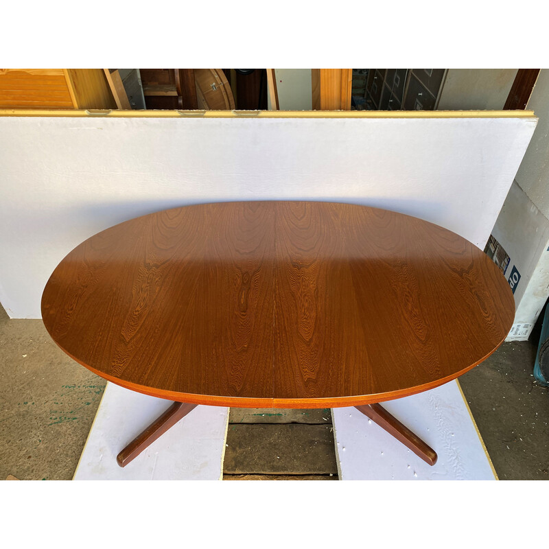 Vintage round oval extendable table in teak veneer, 1960