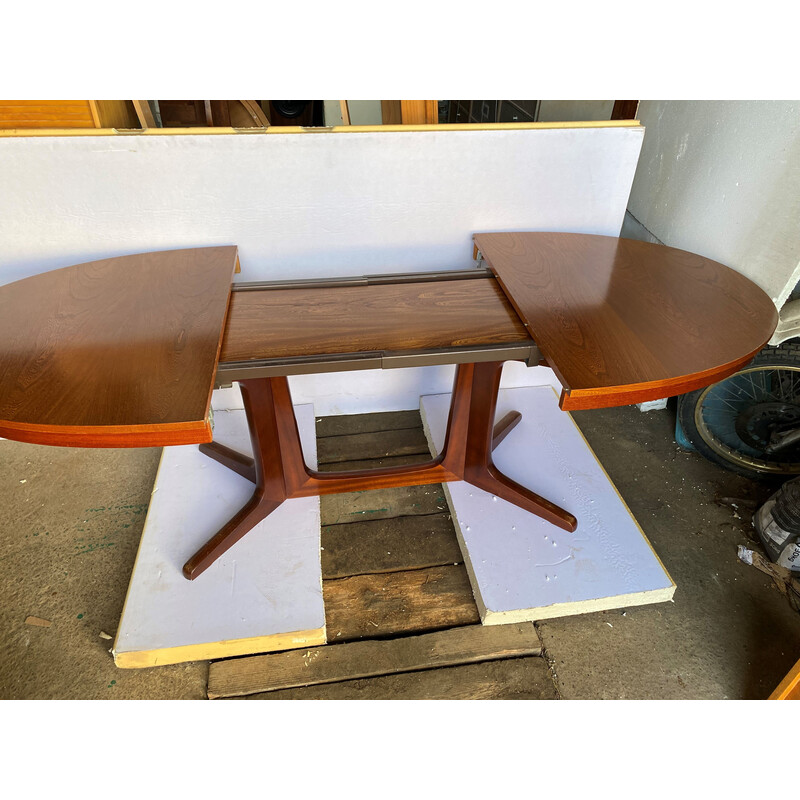 Vintage round oval extendable table in teak veneer, 1960