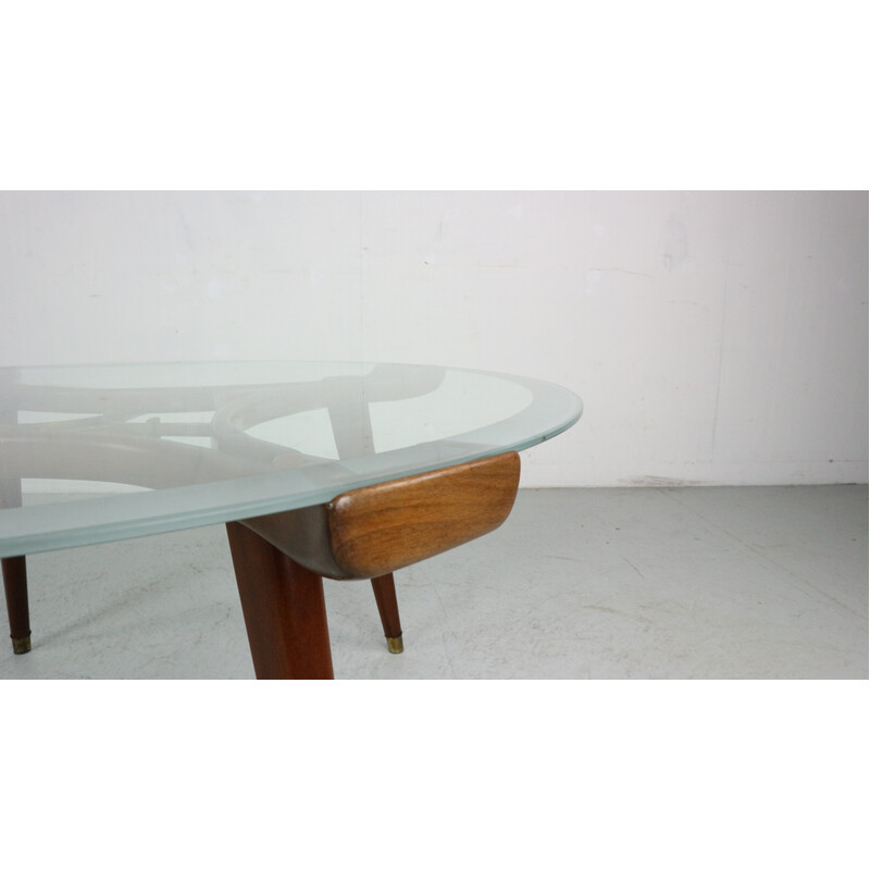 Table basse vintage en laiton et noyer de William Watting pour Fristho, Pays-Bas 1950