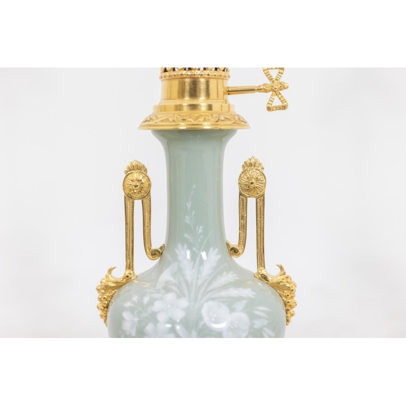 Pareja de lámparas antiguas de porcelana de Celadón y bronce, Francia 1880