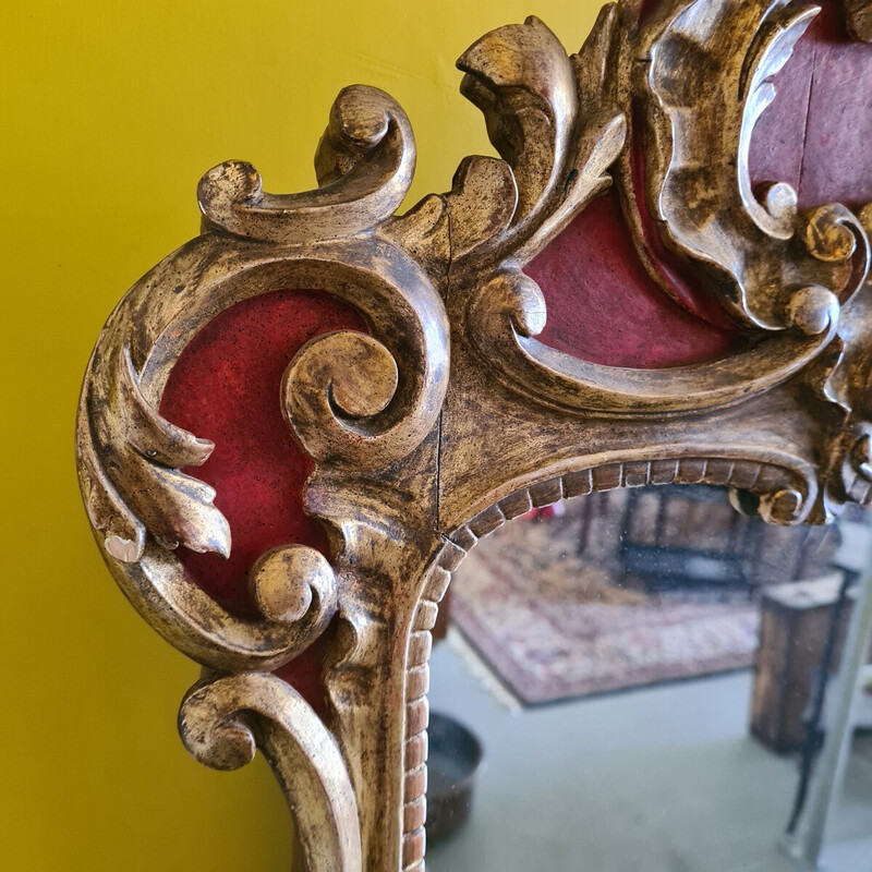 Espelho de madeira vintage pintado a vermelho e dourado, França