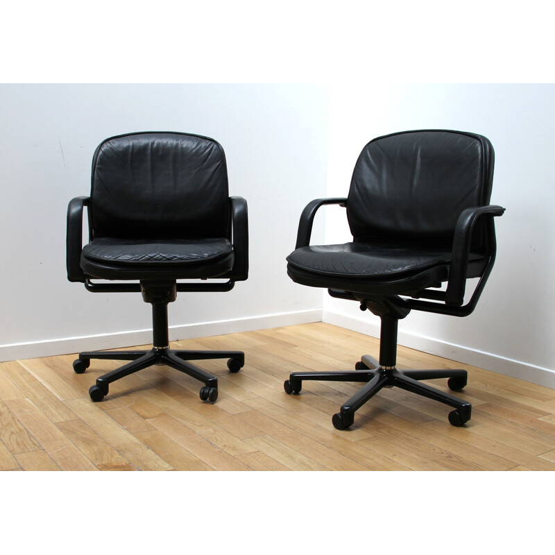 Cadeiras de escritório vintage em metal e couro preto para Wilkhann, 1990