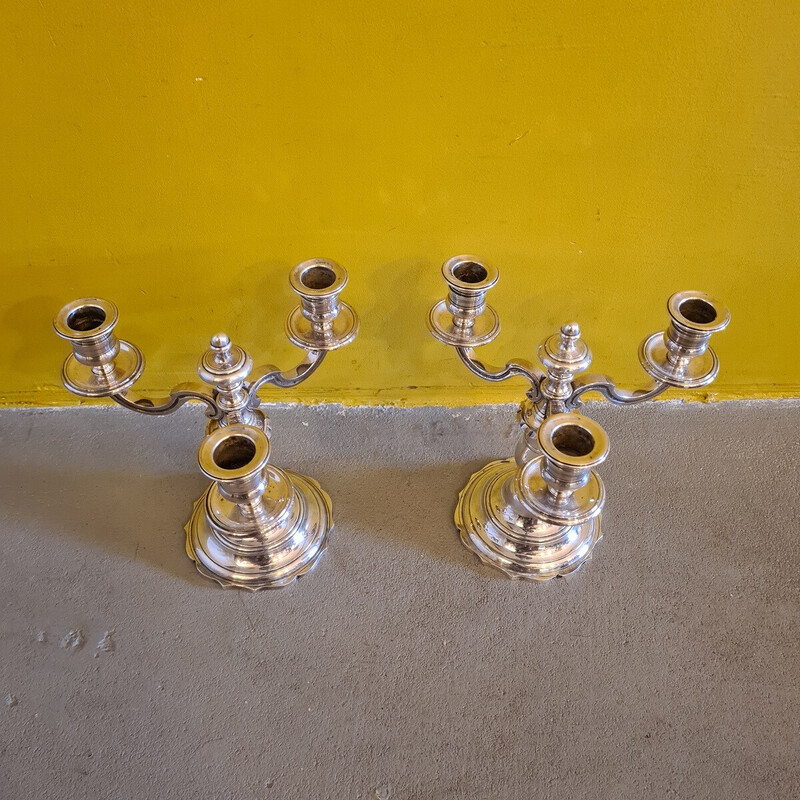 Coppia di candelieri vintage in metallo argentato a 3 luci