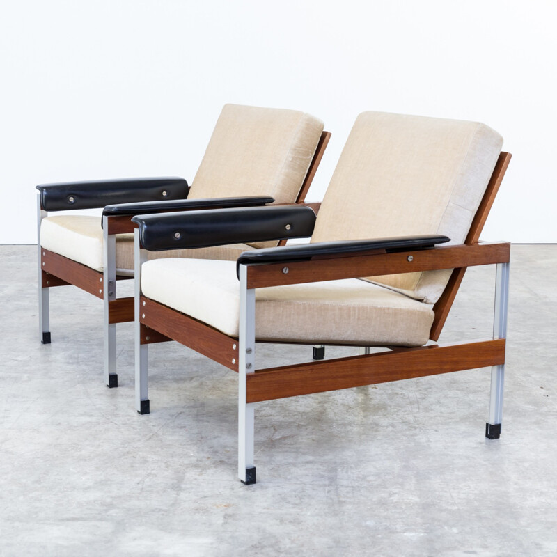Paire de fauteuils vintage en aluminium et simili cuir - 1960