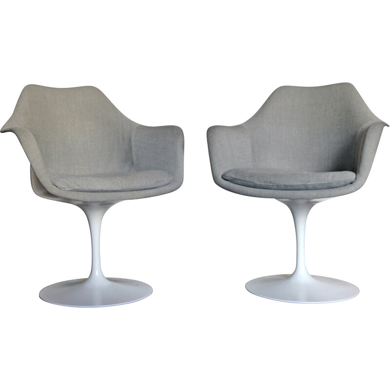 Pair of vintage Tulip armchairs by Eero Saarinen for Knoll International, 1957