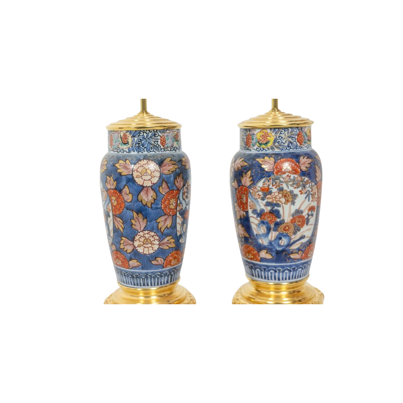 Pair of vintage lamps in Imari porcelain and gilded bronze decorated with flowers, France 1880