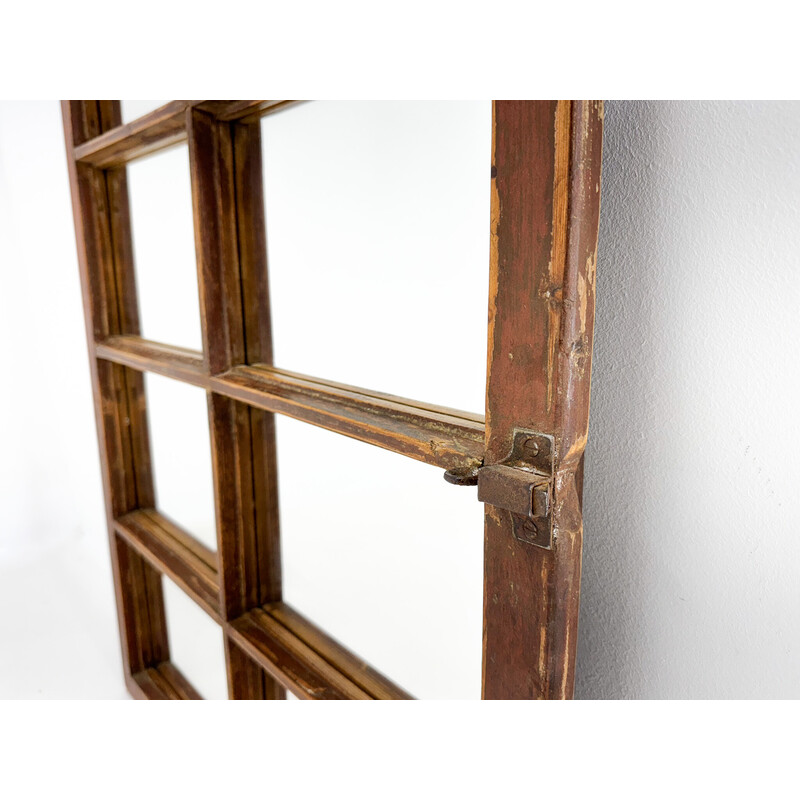 Coppia di finestre in legno vintage trasformate in specchi