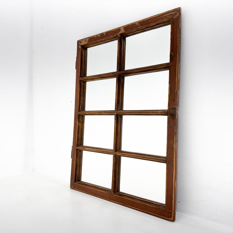Coppia di finestre in legno vintage trasformate in specchi
