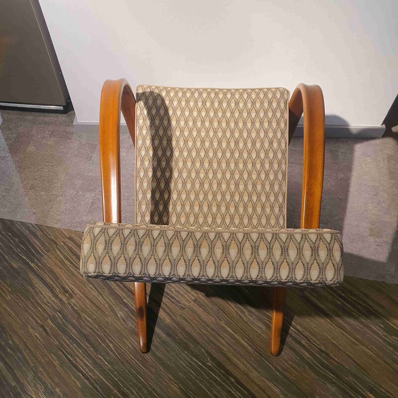 Vintage armchair model H 269 in solid beech wood by Jindrich Halabala