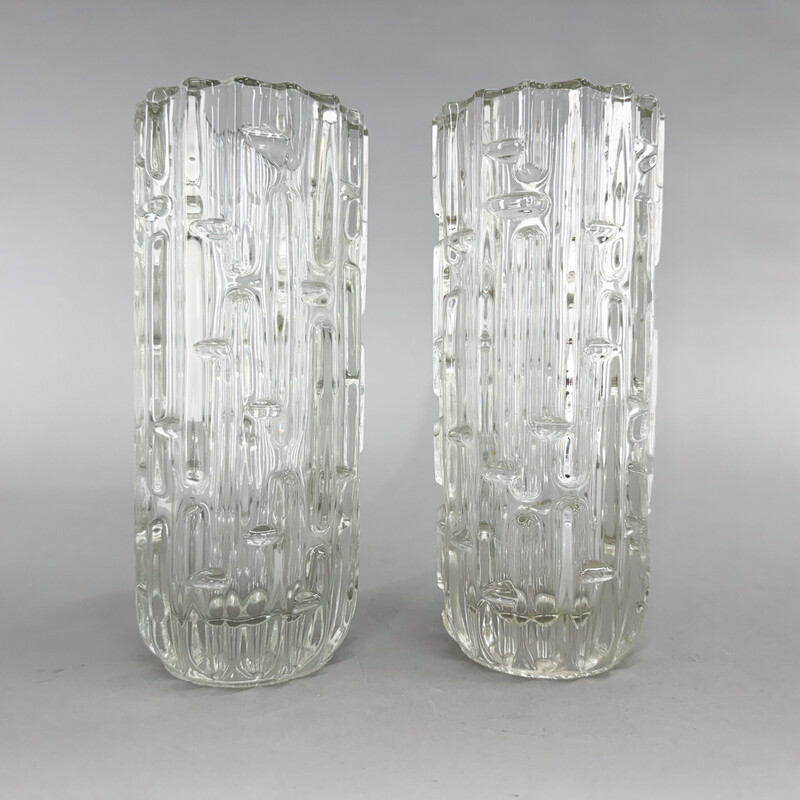 Paar vintage "Labyrinth" vazen in transparant glas van Frantisek Vizner, 1965
