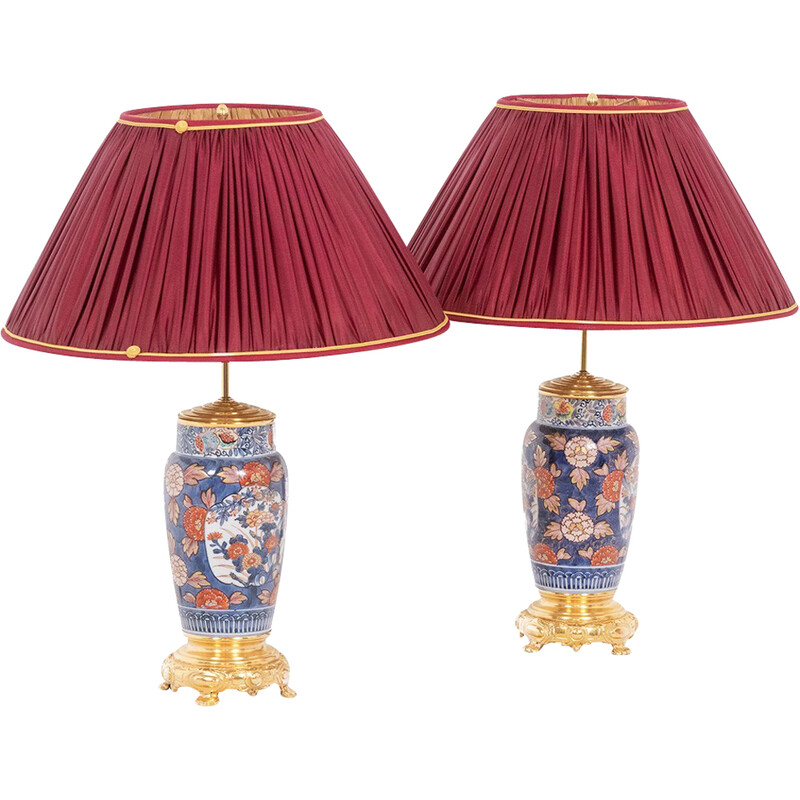 Paar vintage Imari porseleinen en vuurvergulde lampen met bloemdecoratie, Frankrijk 1880