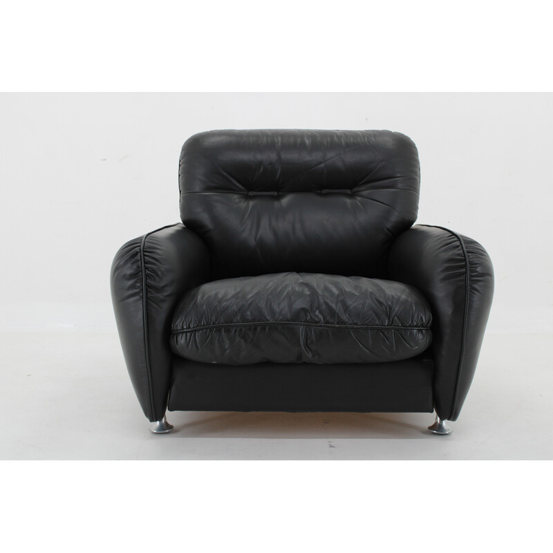 Vintage black leather armchair, Italy 1970