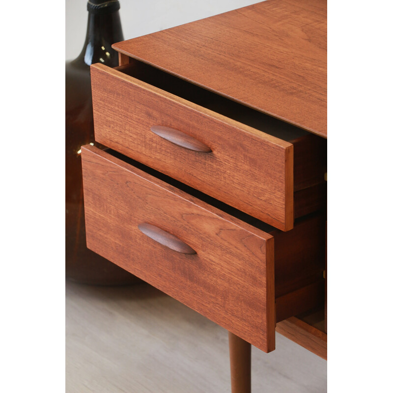 Vintage teak sideboard with 6 drawers, England 1960