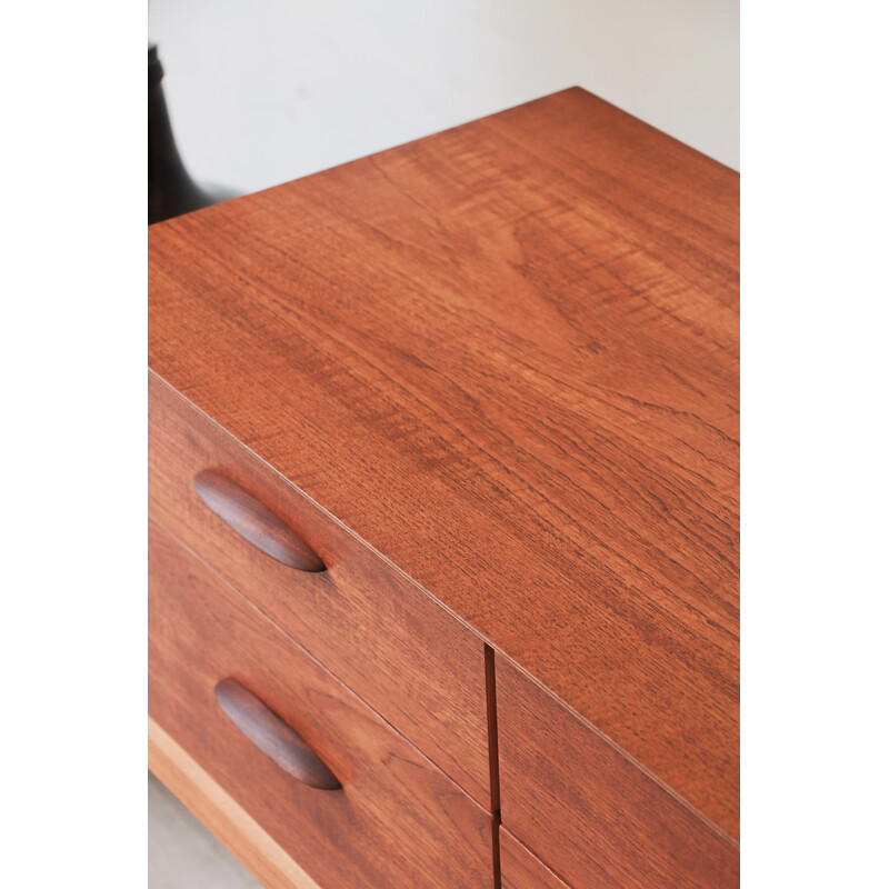 Vintage teak sideboard with 6 drawers, England 1960