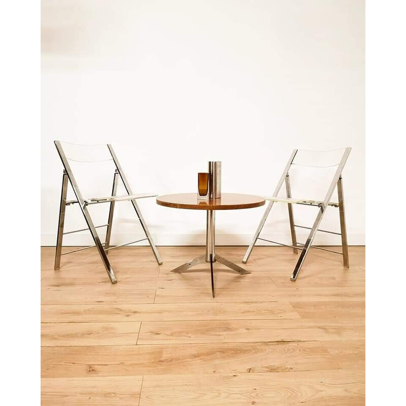 Tavolo vintage con piedistallo in legno e base centrale in metallo