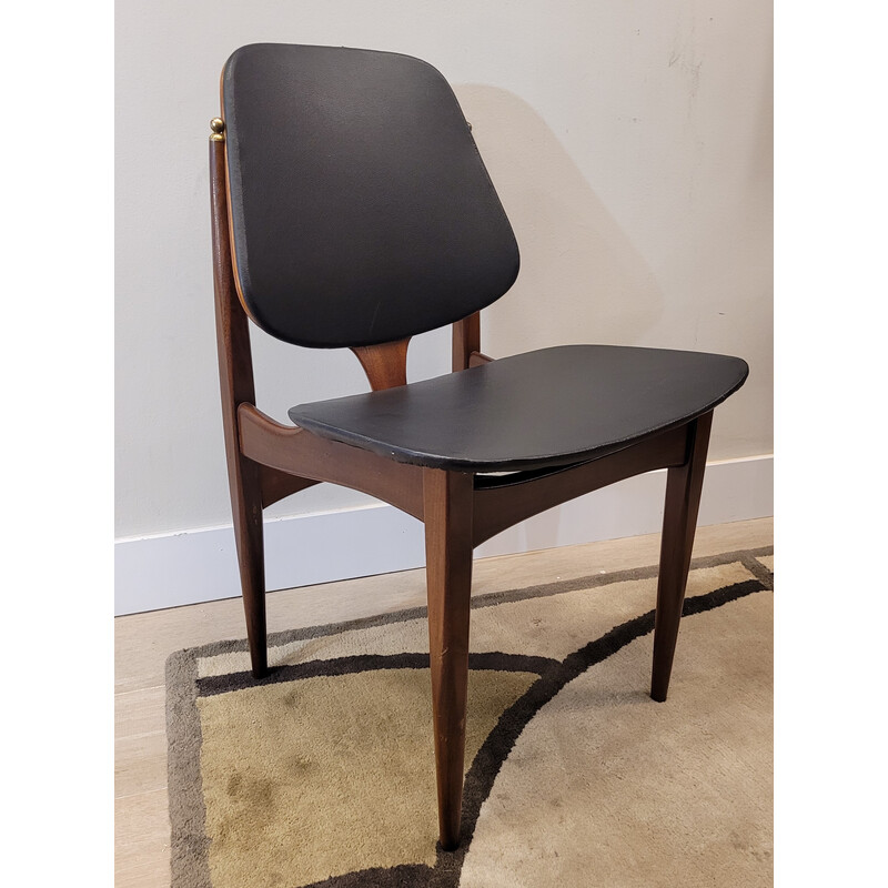 Pareja de sillas vintage de madera de teca y cuero negro para Elliots of Newbury, Inglaterra 1960