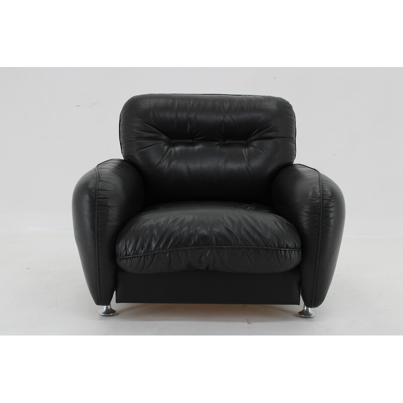 Vintage black leather armchair, Italy 1970