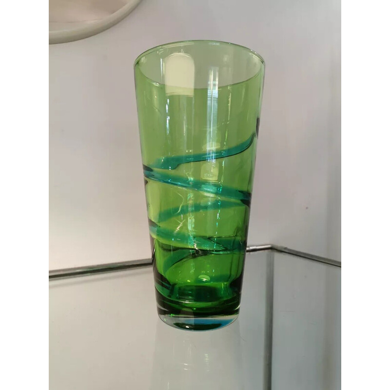 Jarrón vintage de vidrio soplado verde con espiral turquesa