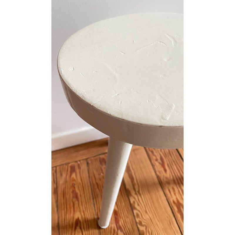 Tabouret vintage tripode en bois laqué blanc