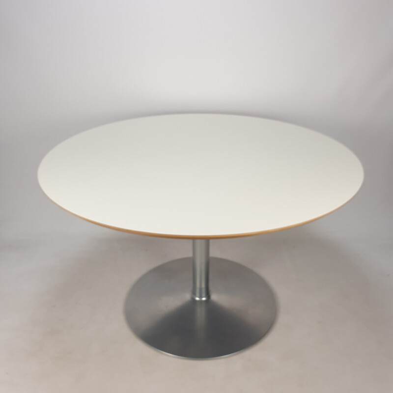 Vintage round dining table in white veneered wood by Pierre Paulin for Artifort, 1960