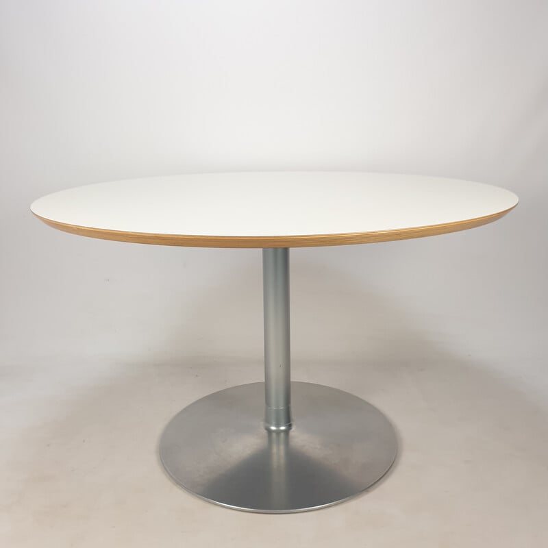 Vintage round dining table in white veneered wood by Pierre Paulin for Artifort, 1960