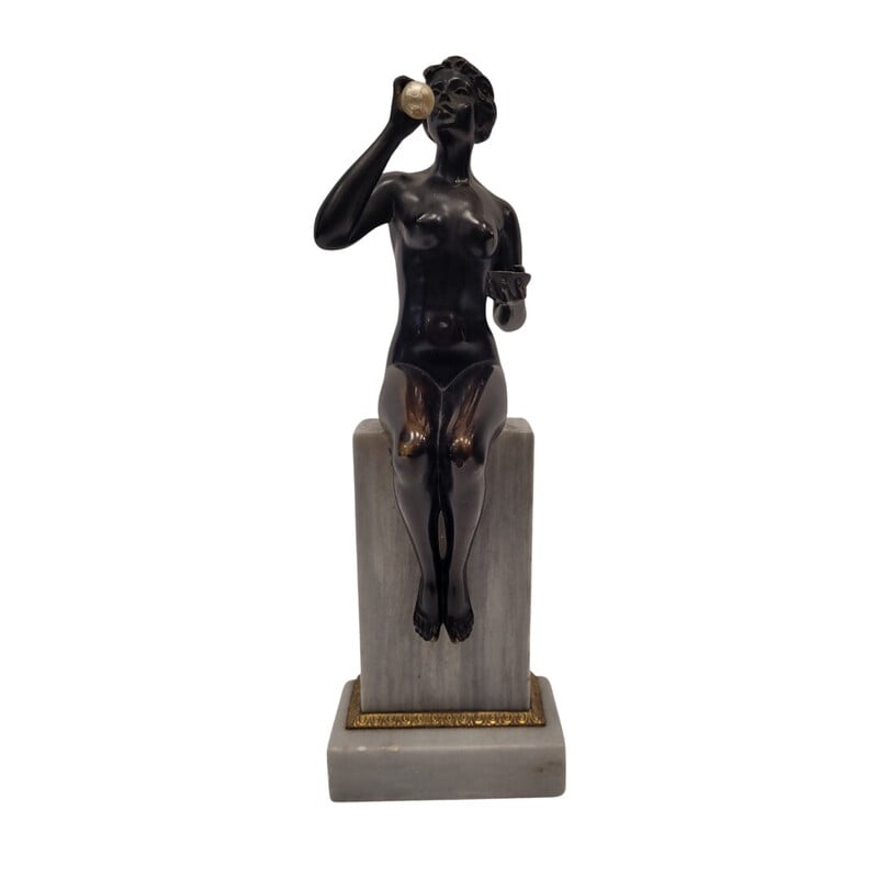 Jugendstil-Skulptur "Frau, die Seifenblasen bläst" aus Bronze und Marmor, 1920