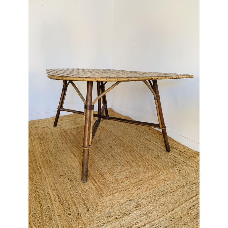 Table vintage en rotin de forme libre