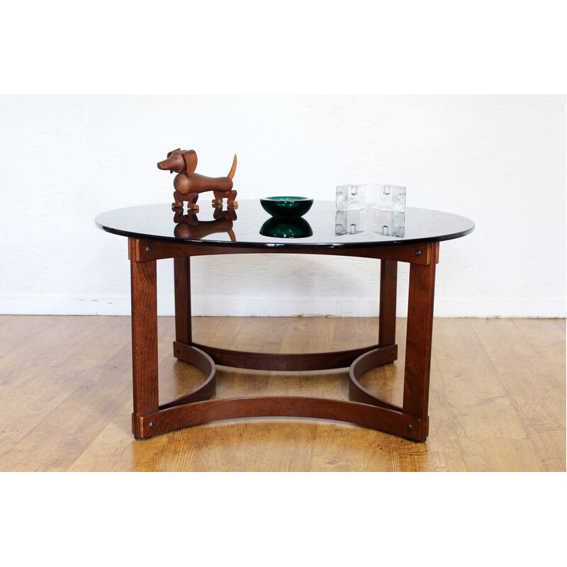 Mesa de centro vintage de madera curvada y cristal ahumado de Ingmar Relling, 1960