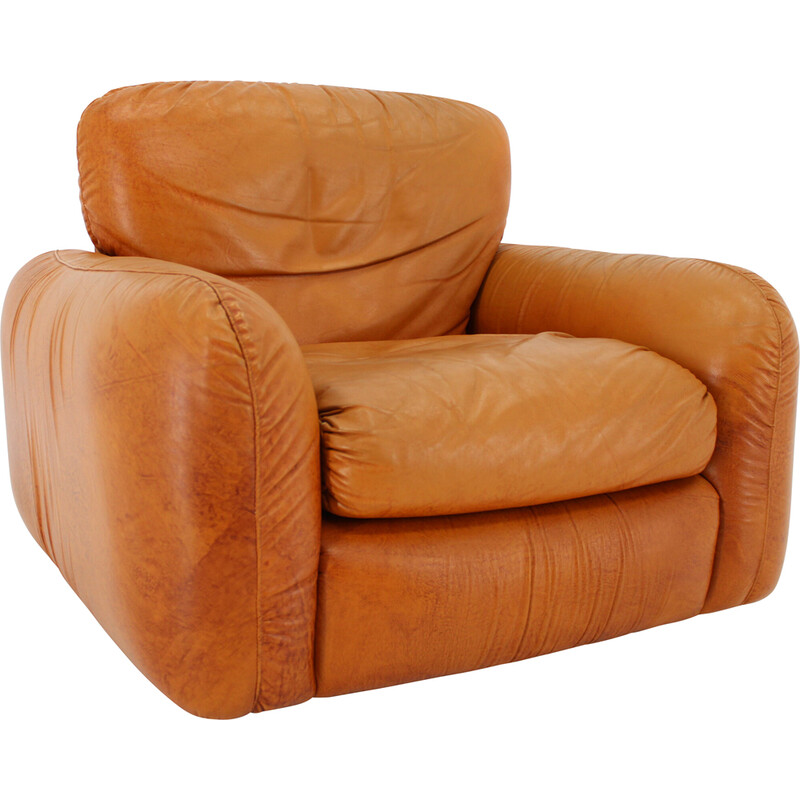 Vintage armchair in cognac leather, Italy 1970