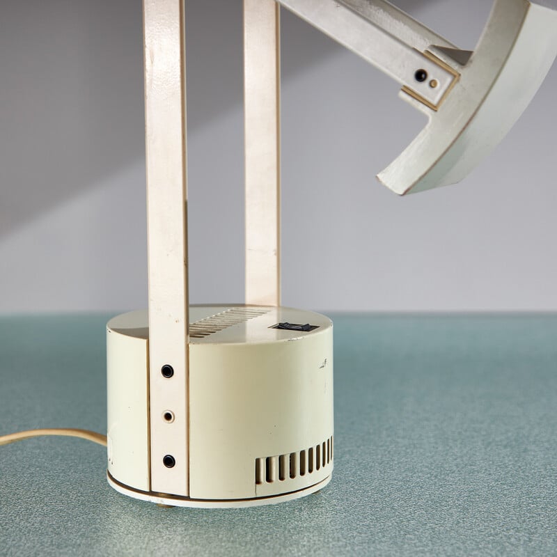 Vintage "Tizio" aluminum table lamp by Richard Sapper for Artemide, 1970