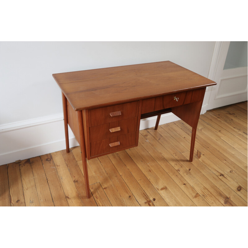 Vintage teak desk stamped by Henning Kjaernulf, Denmark 1960