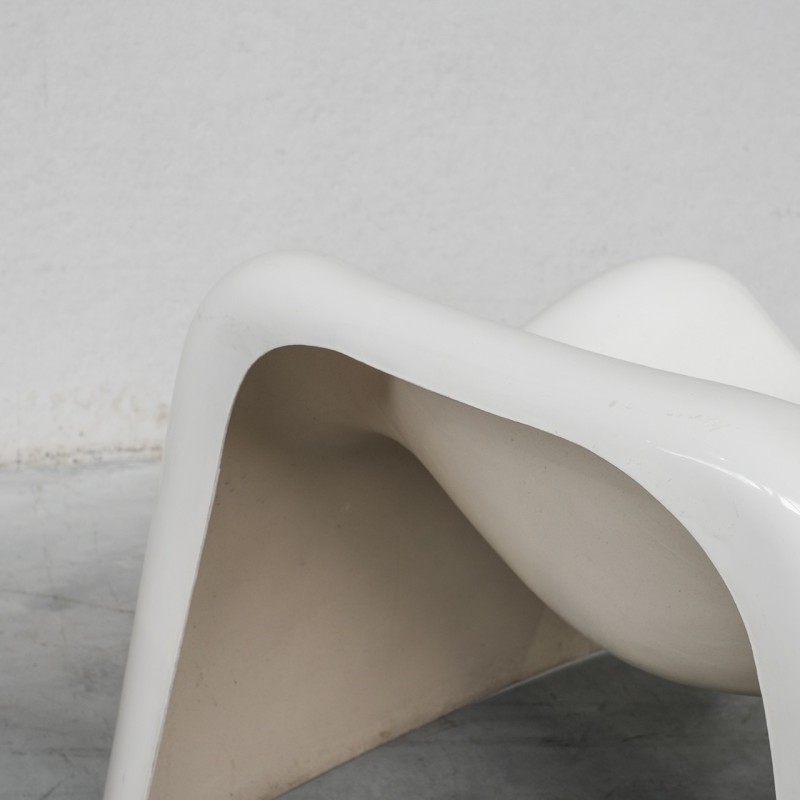 Pareja de sillones vintage "Toga" de fibra de vidrio de Sergio Mazza para Artemide, Italia 1968