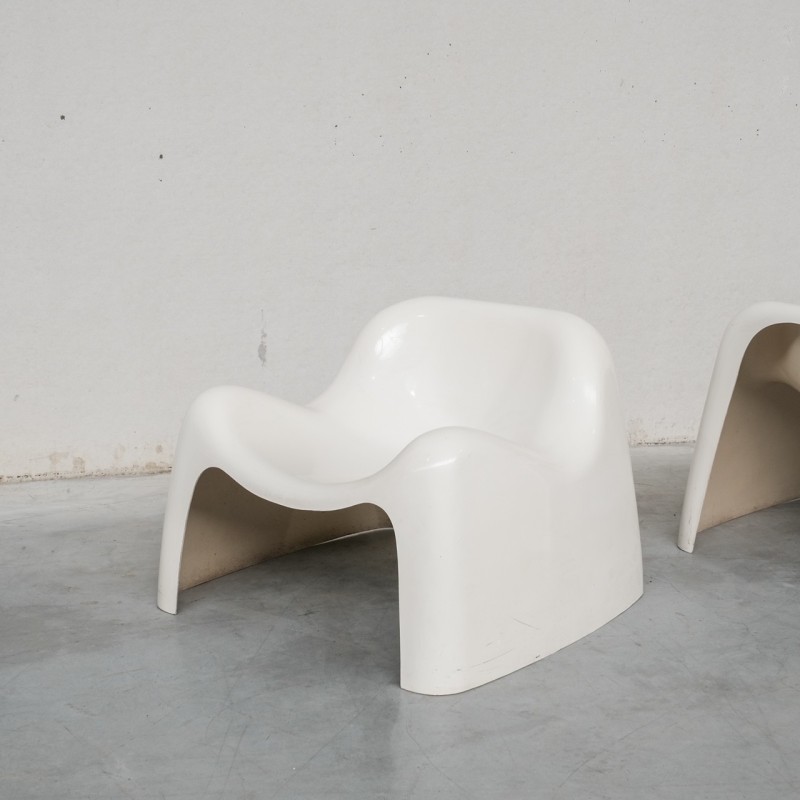 Pair of vintage "Toga" fiberglass armchairs by Sergio Mazza for Artemide, Italy 1968