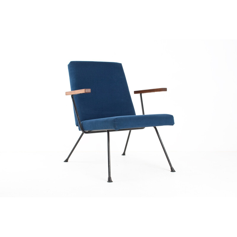 Fauteuil bleu en laine et en bois de Andre Cordemeyer - 1950