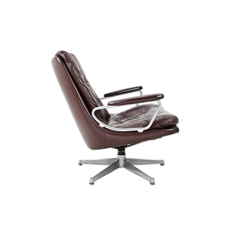 Lounge brown swivel armchair model Gentilina by Andre Vandenbeuck for Strassle - 1960s