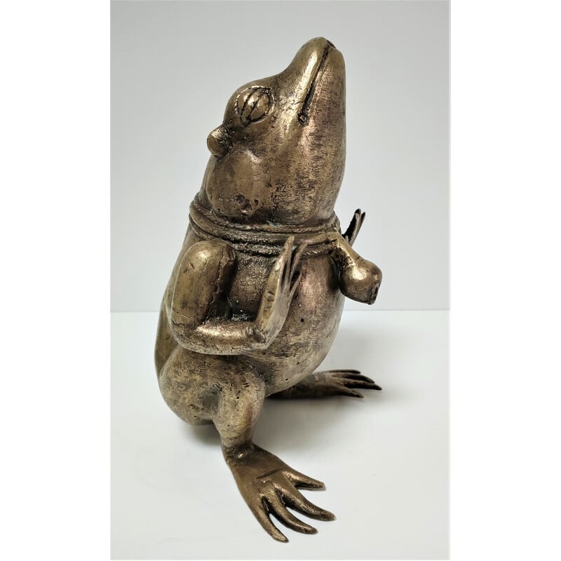 Vintage sculptural frog in patinated brass, 1960