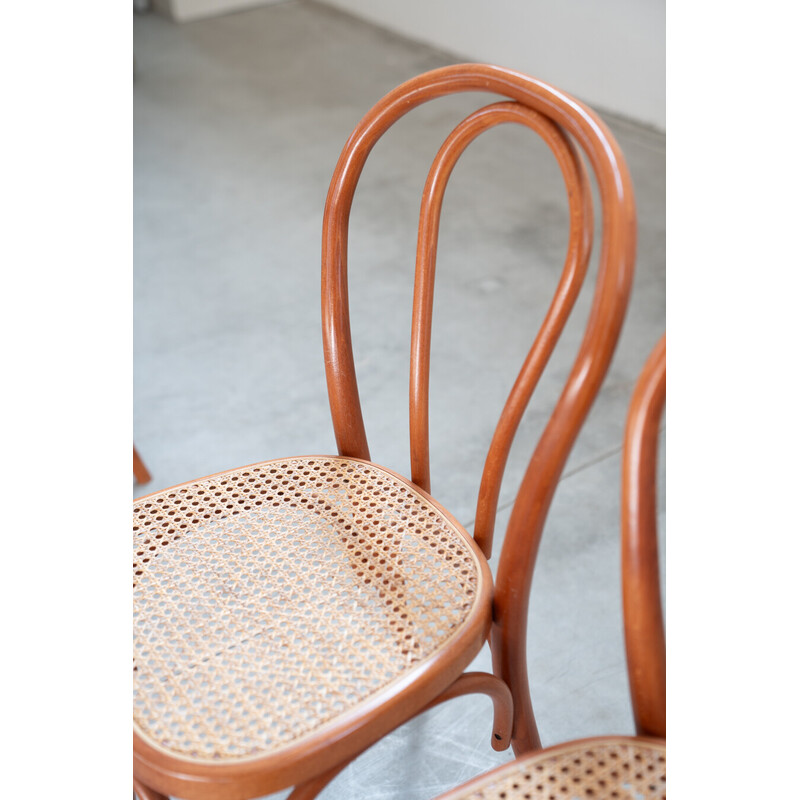 Ensemble de 34 chaises vintage en hêtre courbé et assise en paille, 2000