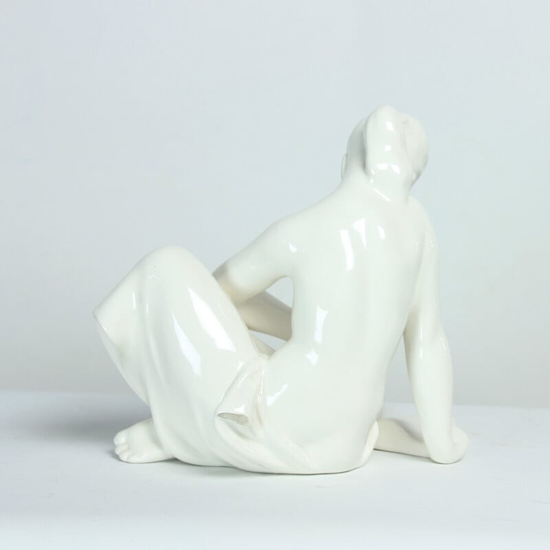 Sculpture vintage en porcelaine blanche pour Jihokera, 1960