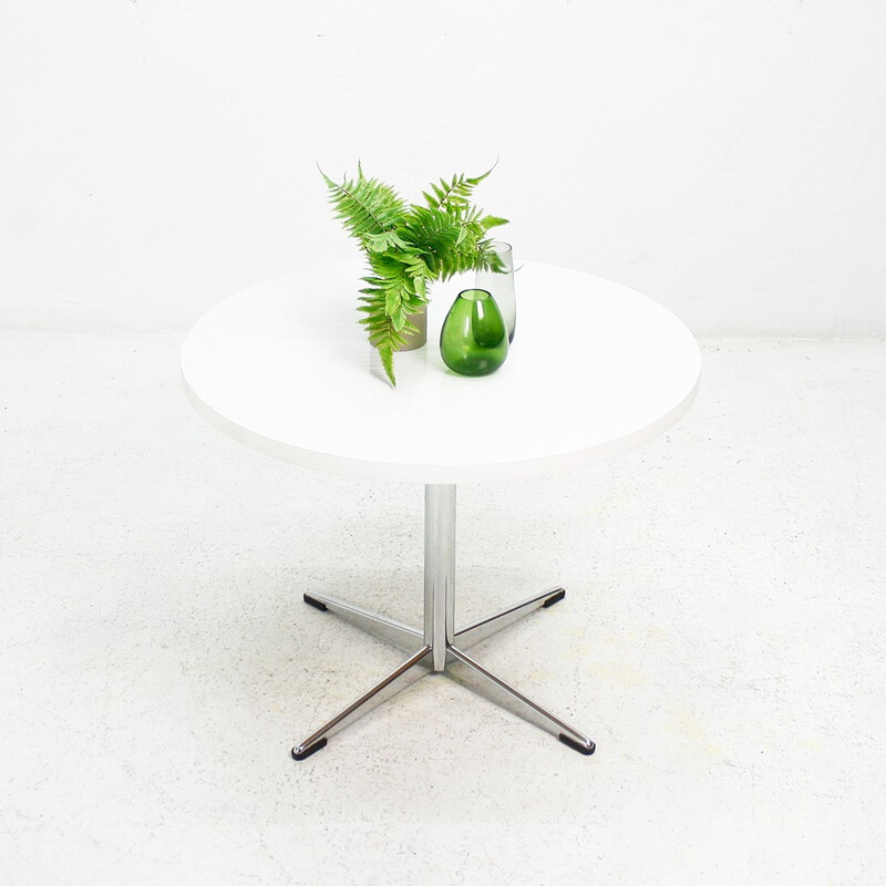 Round coffee table with a white melamine top - 1970s